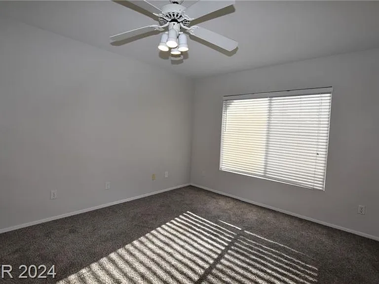 2111 Fountain Springs Dr — Photo 25