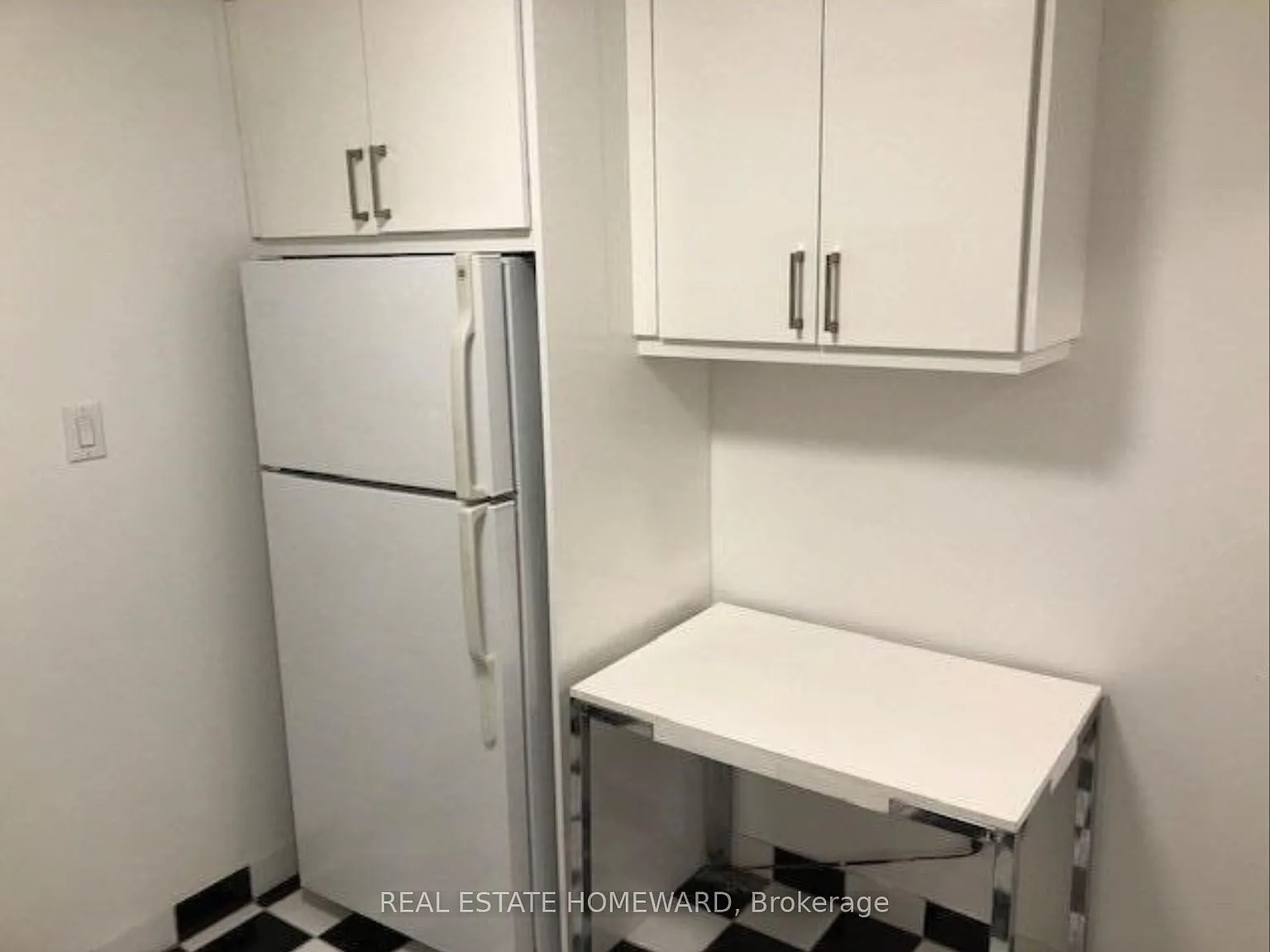 2 bed, $2,695 — Photo 4