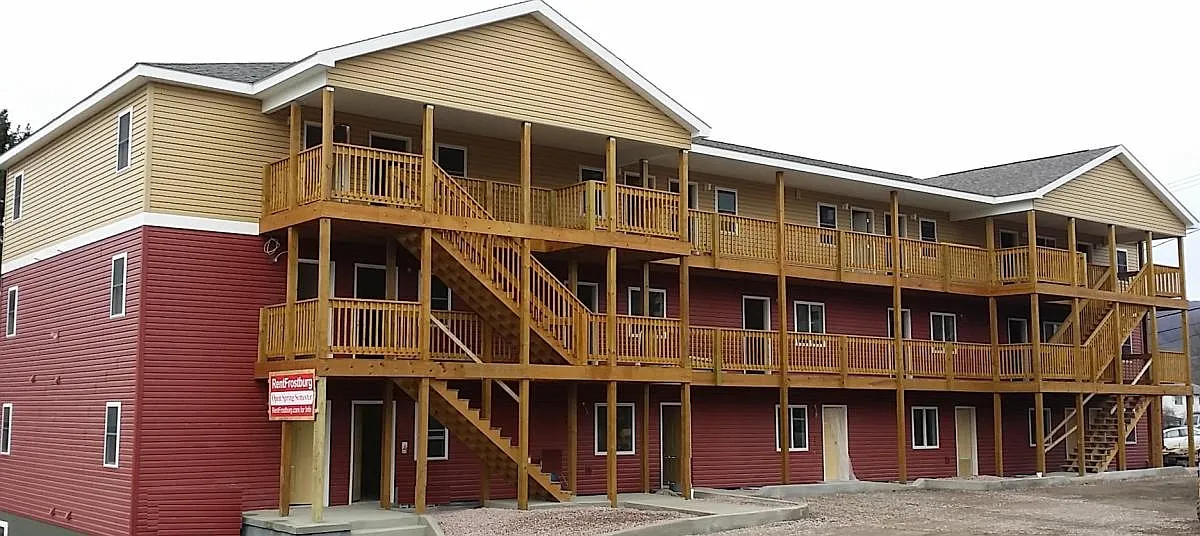 2 bed, 800 sqft, $995 — Photo 1