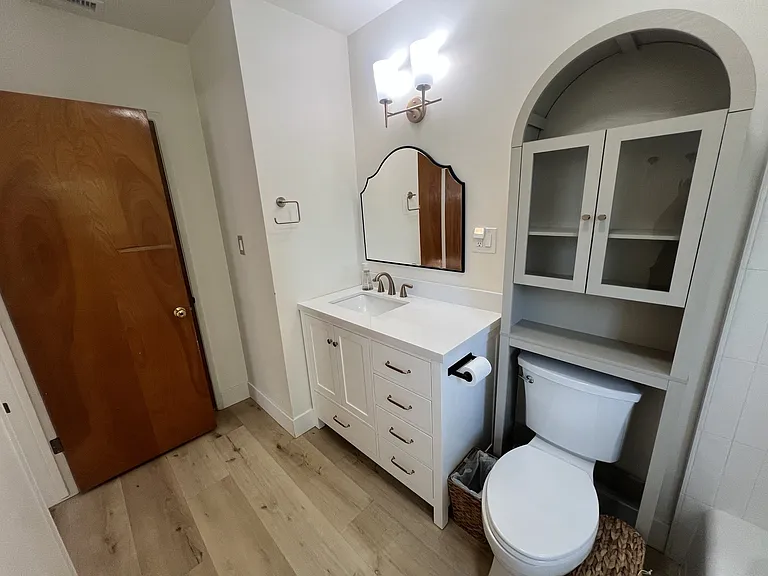 5429 Cambridge St — Photo 17