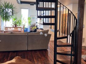 2104 Central Ave, Cincinnati, OH