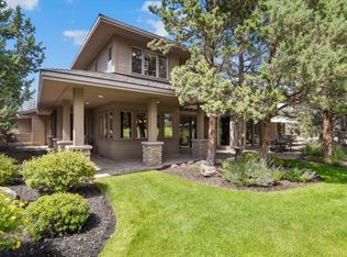 8820 Eagle Crest Blvd, Redmond, OR 97756
