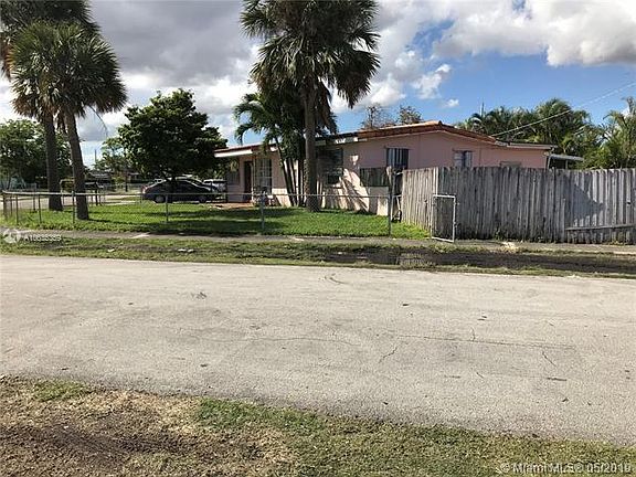 4th image of 10965 SW Southwest 43rd St