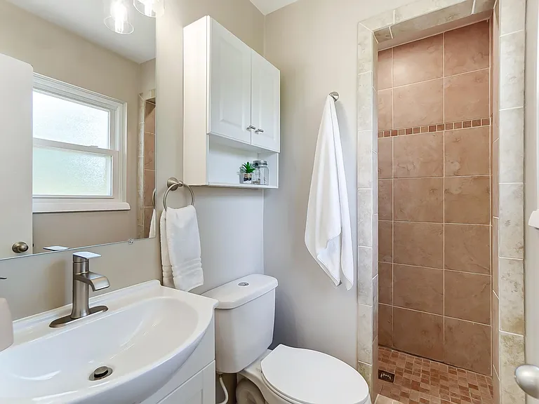1599 Yellowglen Dr — Photo 20