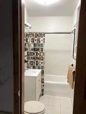 Rented by R New York | media 15