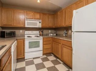 411 Washington St, Baldwin City, KS 66006