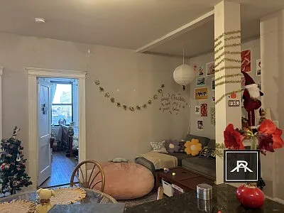 4 bed, 1.0 bath, $4,800 — Photo 3
