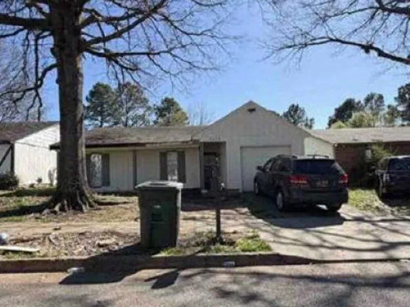 5633 Maple Tree Dr, Memphis, TN 38115