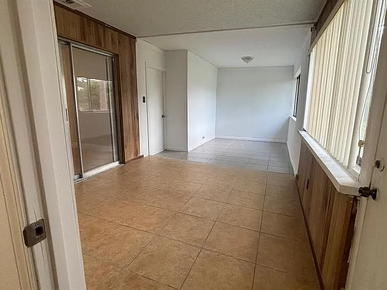 4817 Landover Cir — Photo 26