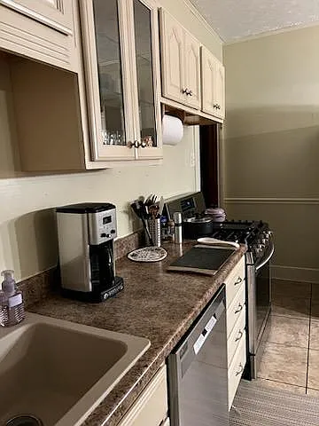 5089 Main St #1 — Photo 18