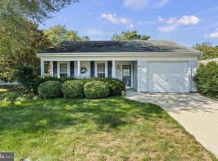33 Dunstable Rd, Southampton, NJ 08088