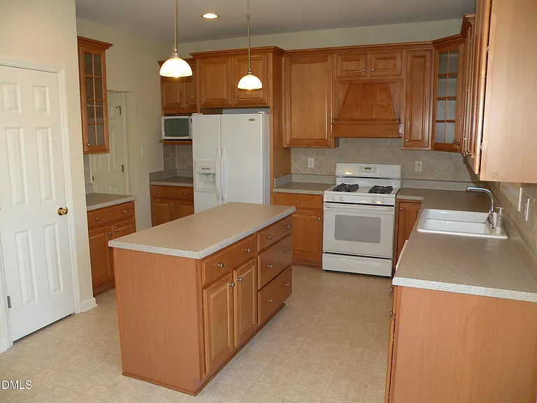 107 Baccalaureate Blvd — Photo 6
