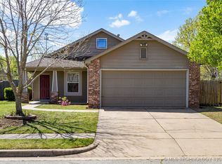 27008 E 123rd Pl S, Coweta, OK 74429