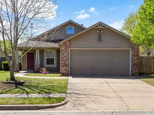 27008 E 123rd Pl S, Coweta, OK 74429