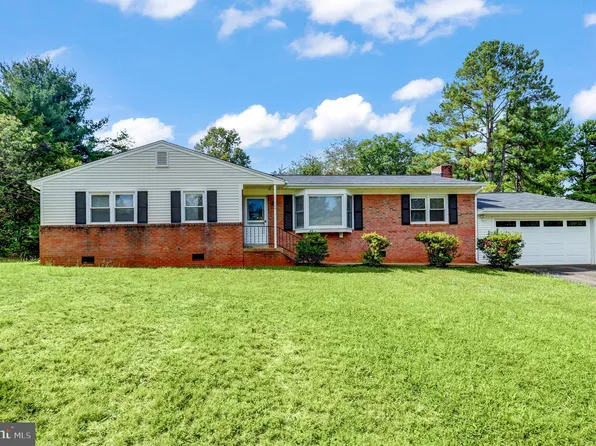 6726 Chestnut Oak Ln, Warrenton, VA 20187