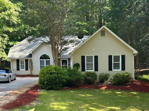 146 Pinebrook Dr, Waleska, GA 30183