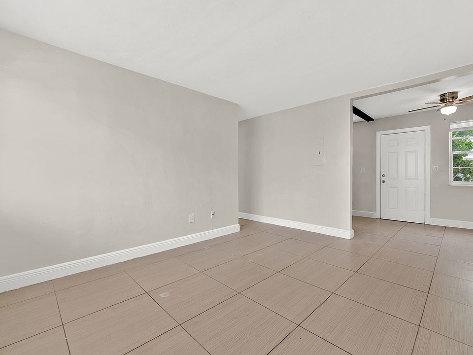 1st image of 1306 S Douglas Rd #1