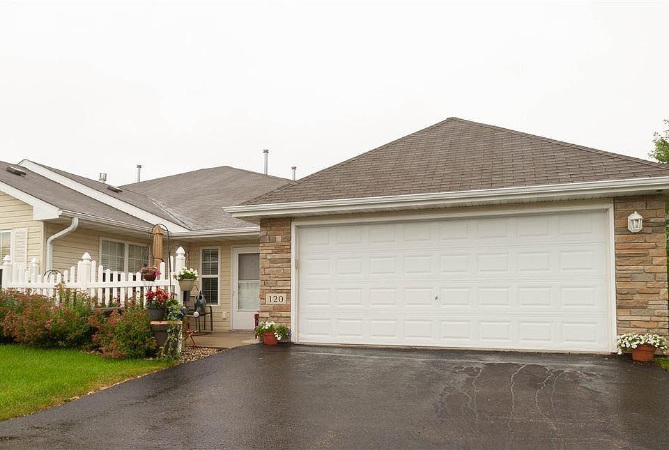 1st image of 120 Sugar Loaf Dr