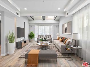 112 N Elm Dr, Beverly Hills, CA 90210