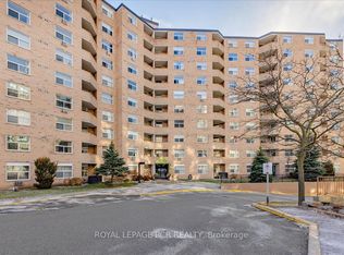 260 Davis Dr #613, Newmarket, ON