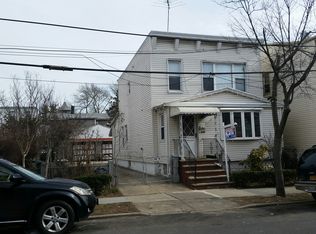 95-15 92 St, OZONE PARK, NY 11416