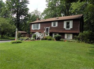 30 Sherbrook St, Bristol, CT 06010