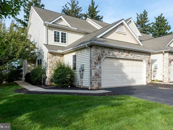 1813 Windsong Ln, Lancaster, PA 17602
