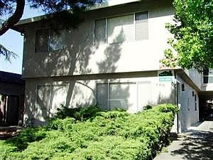 1st image of 8225 Kelton Dr APT B