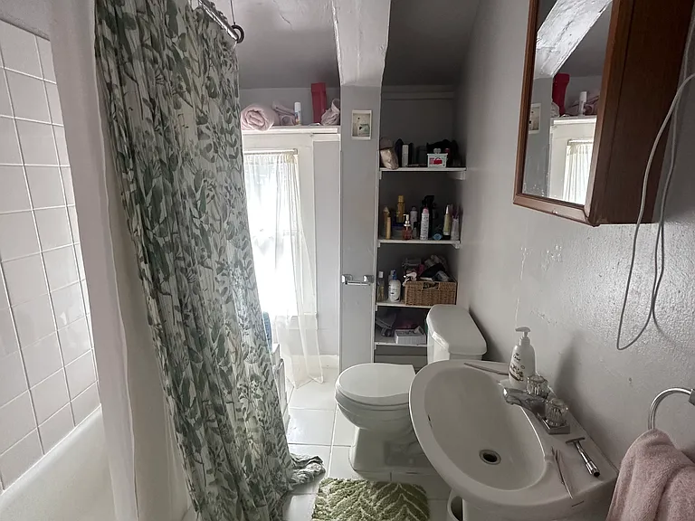23 Benton St #2 — Photo 7
