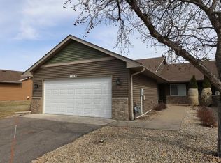 7128 Ivy Ridge Ln, Lino Lakes, MN 55014