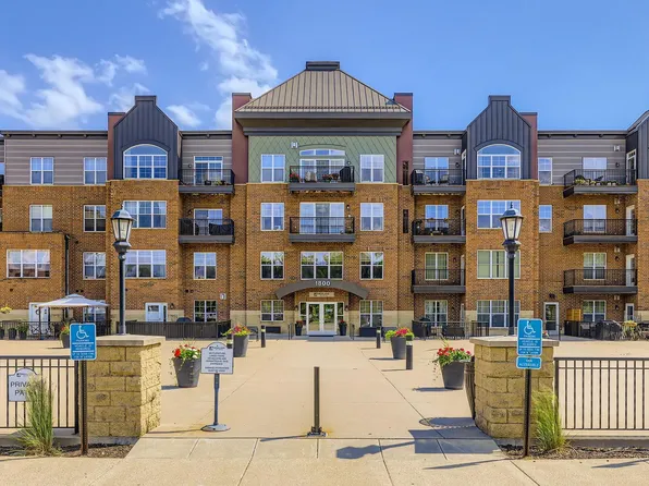 1800 Graham Ave Unit 303, Saint Paul, MN 55116