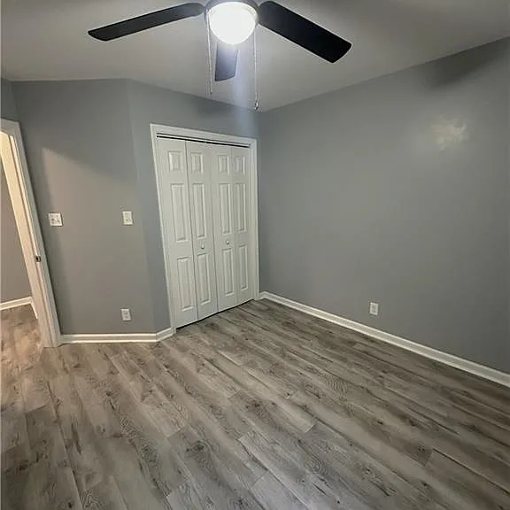 2127 Fairbrother St — Photo 24