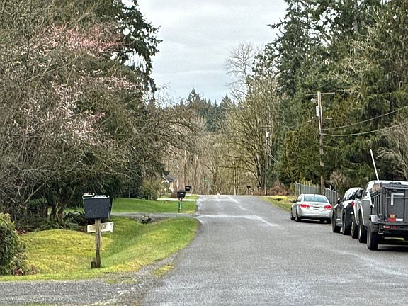 4th image of 11815 SE 282nd St