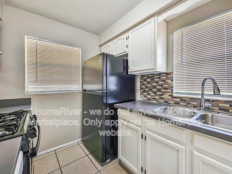 1550 Wright Dr — Photo 10