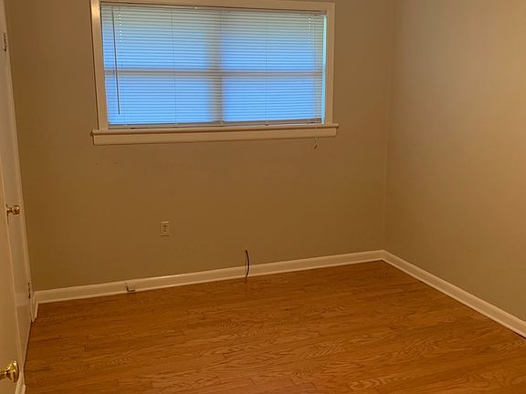 5th image of 1225 Highland Park Dr