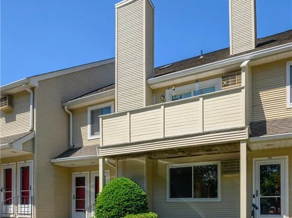 123 Willow Spgs #123, New Milford, CT 06776