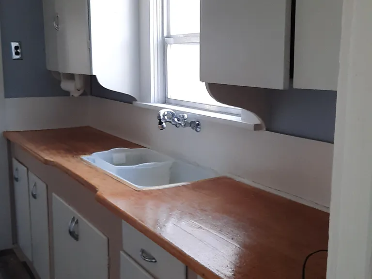 413 Pardee Ave — Photo 4