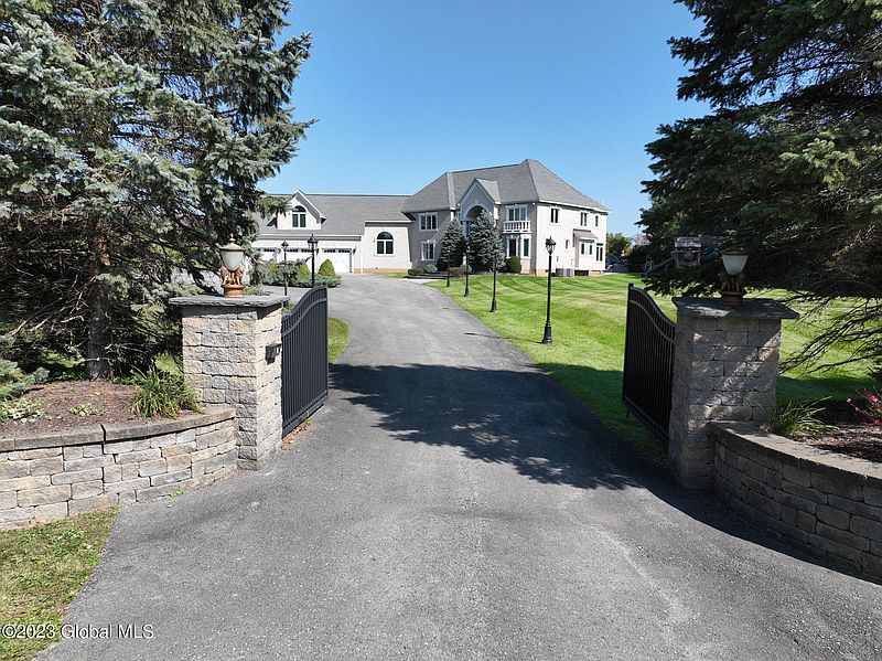 2nd image of 1310 Currybush Road