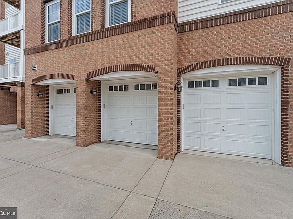 3rd image of 43138 Stillwater Ter Unit 305