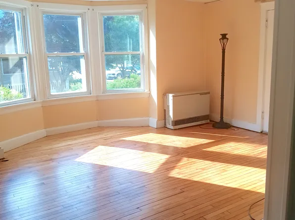 446 Preble St APT 3, South Portland, ME 04106