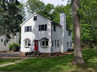 320 Top Ave, Green Brook, NJ 08812