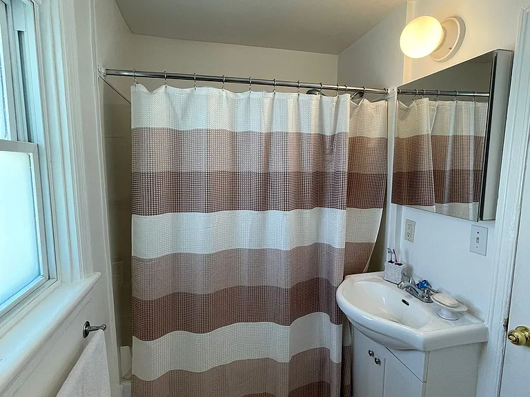 131 Dagmar Ave #3 — Photo 17