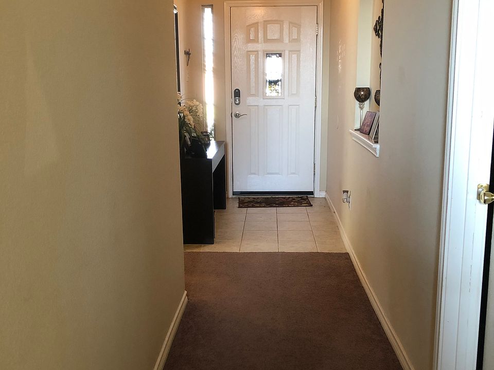 Foyer hallway
