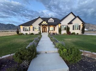 461 S 300 E, Mona, UT 84645