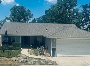 28121 Preakness Dr, Tehachapi, CA 93561