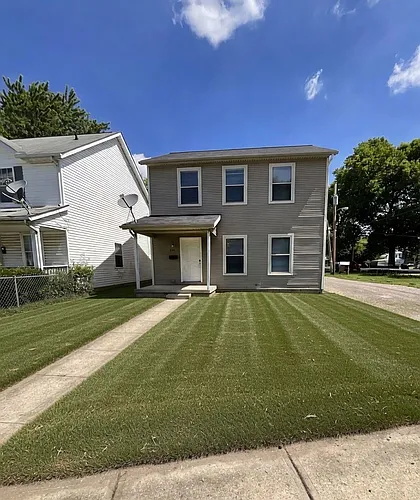 524 W Pleasant St Photo 1