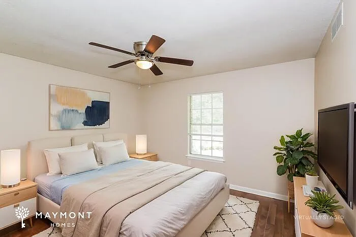 1684 Regency Pl — Photo 12
