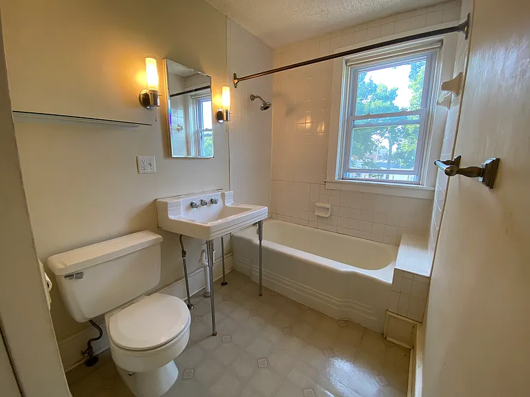22 Walnut St — Photo 21