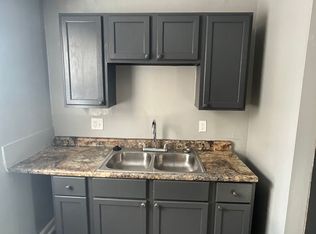 4776 E Pleasant Run Parkway North Dr #D, Indianapolis, IN 46201