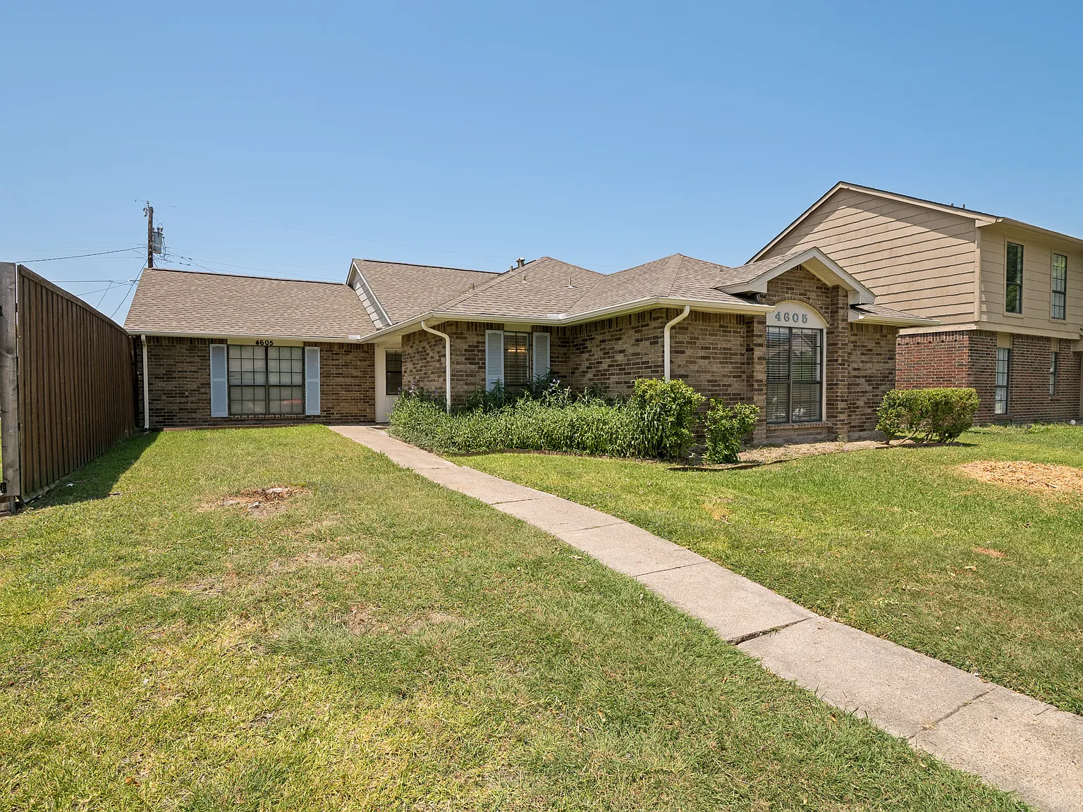 3 bed, 1403 sqft, $2,095 — Photo 3